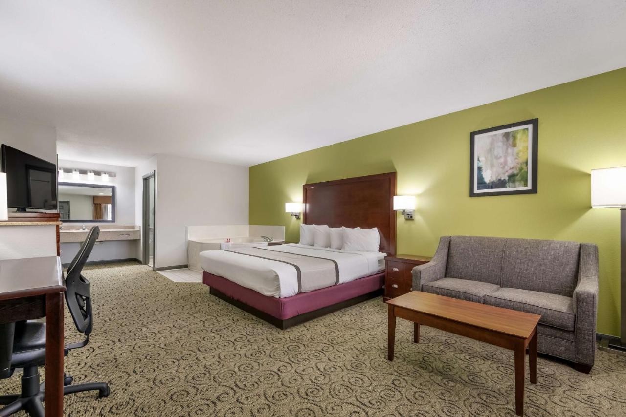 Surestay Hotel By Best Western Deer Park Luaran gambar